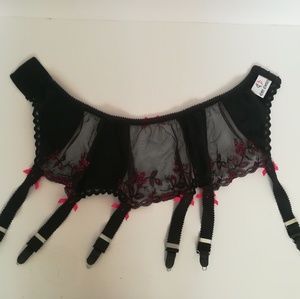 elaine edwards suspender belts